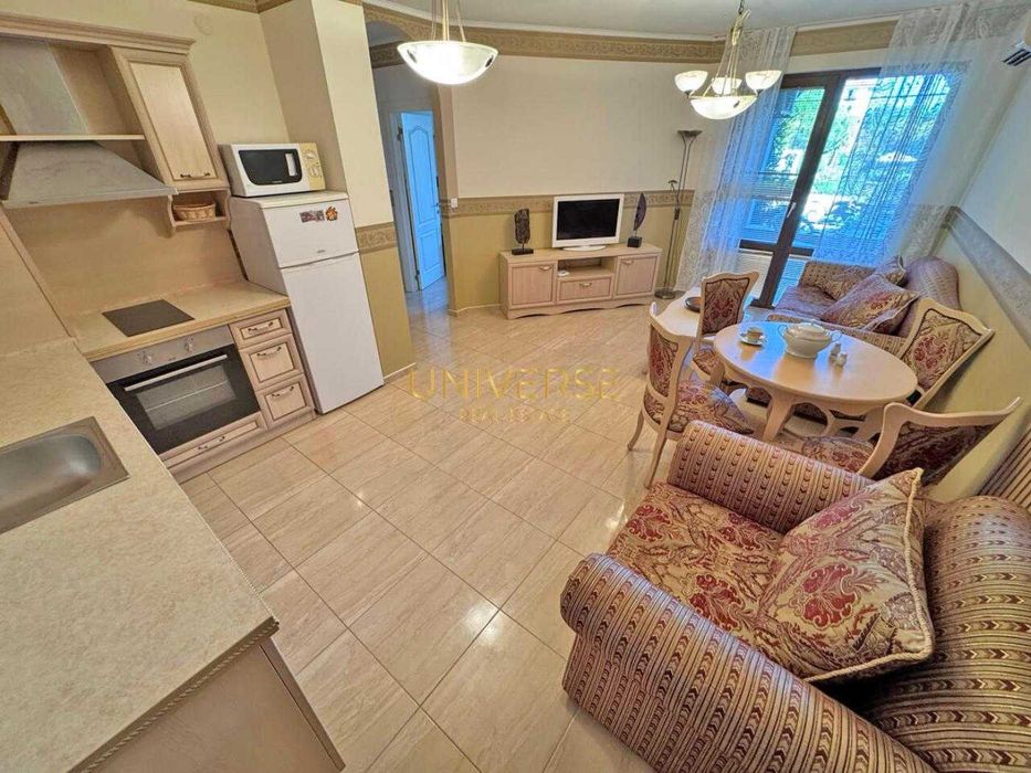 Продава се Тристаен апартамент в Несебър - 83 кв.м за 2290 €/кв.м - Снимка #2