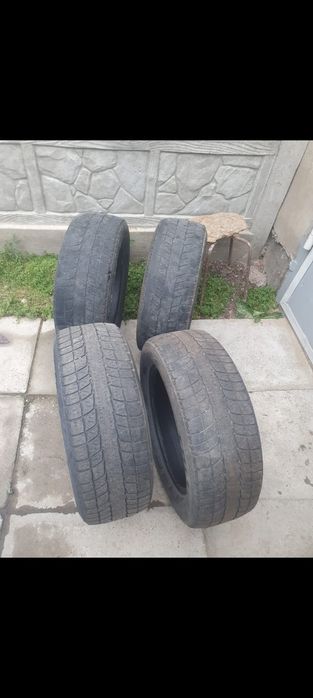 Продам шины всесезонки бу.