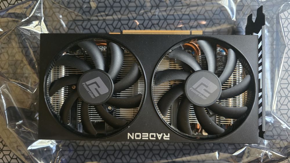 Pachet Upgrade Gaming: RX 6600 8GB + Ryzen 5 2600 + 16GB DDR4 2400 MHz + Sursă 750W