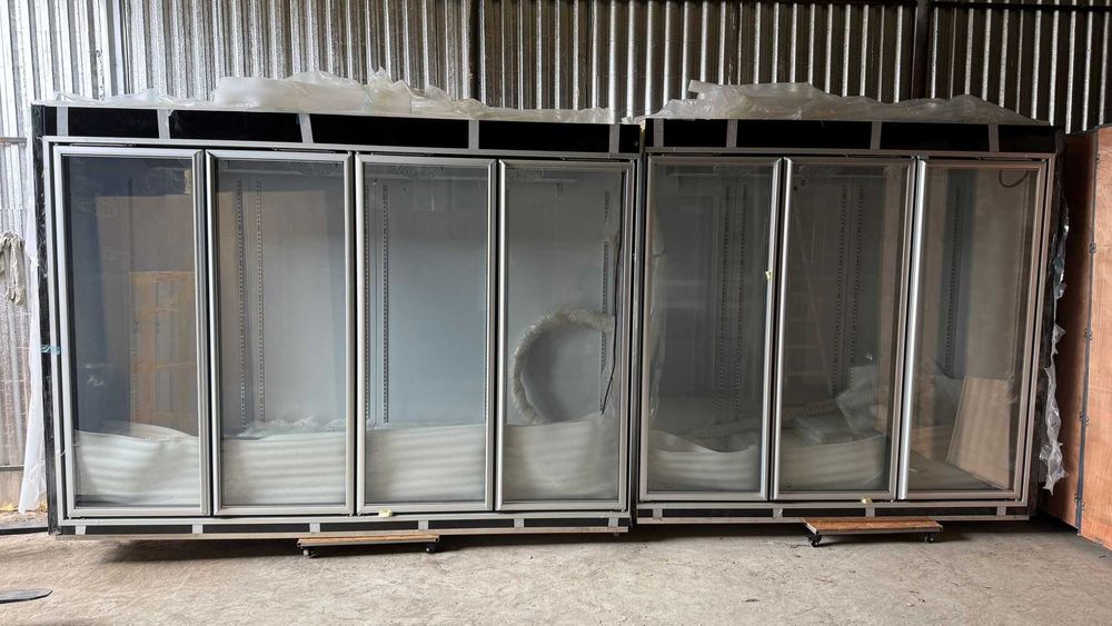 Vitrină frigorifică verticală 7 uși 2-8°C air cooling49