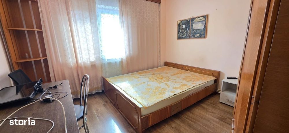 Gara - Abator 2 Camere Decomandate Mobilat + Utilat, Gaze 400 Euro