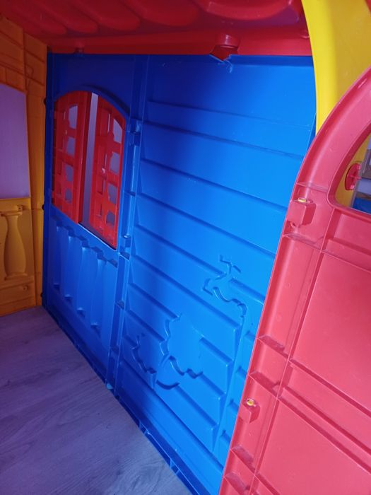 Детска къщичка плюс кухня с аксесоари