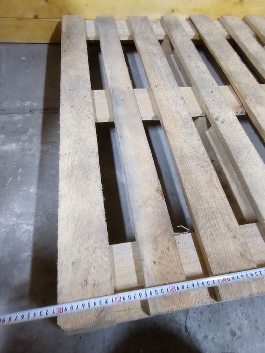 Продам поддоны 100*120 см, сухие!