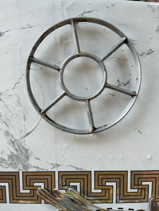 Вилки ложки столовые