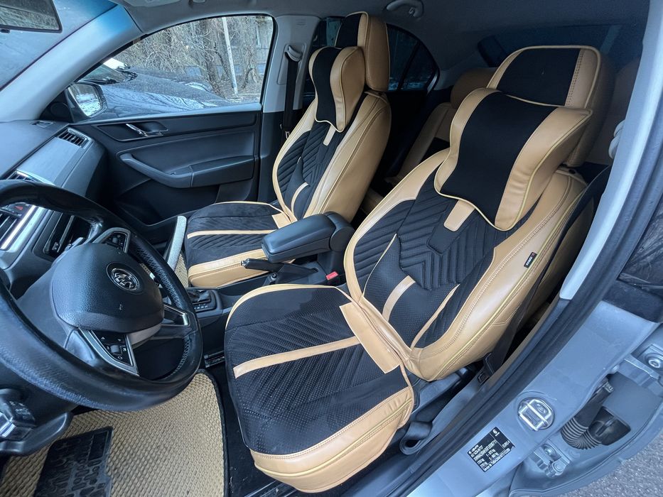 Комплект чехлов. Универсальные