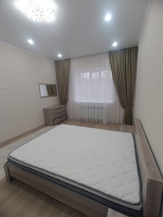 2 комн, район площади М.Маметова