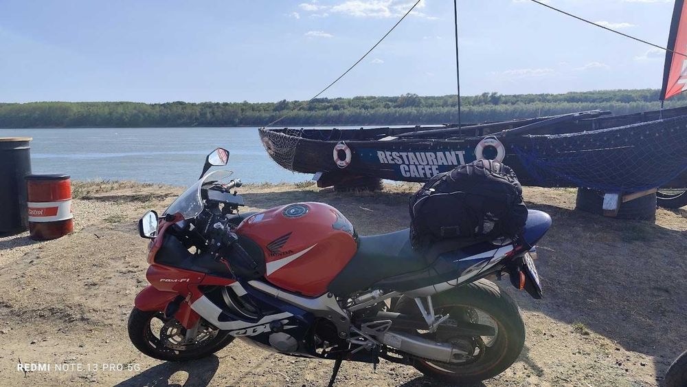 Vand Honda CBR F4I, Injectie