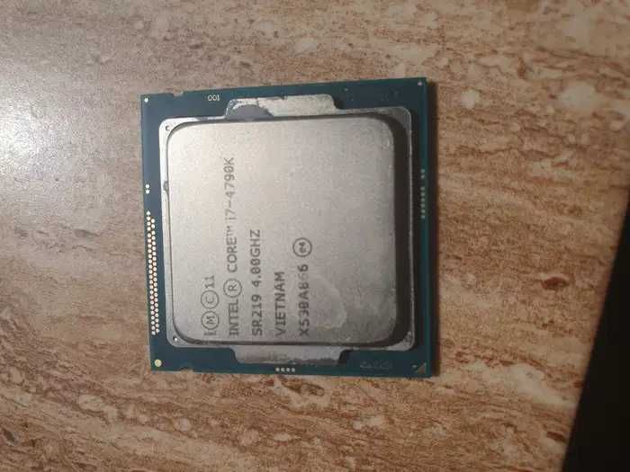 Procesor i7 4790k socket 1150.
