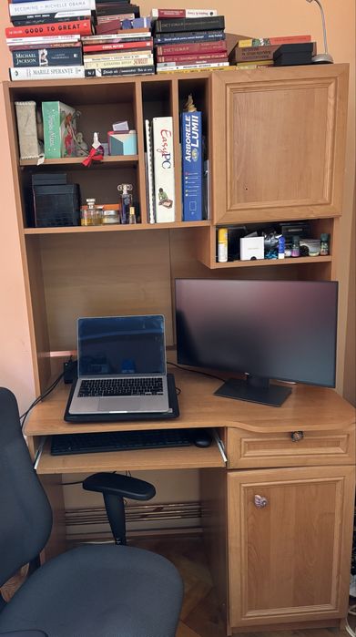 Mobilier complet PAL + birou și bibliotecă