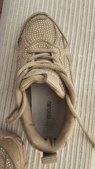 Продам красовки детские