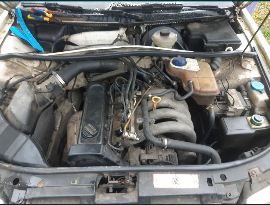 Dezmembrez Audi A4 1.6 benzina/ 1.9 Diesel