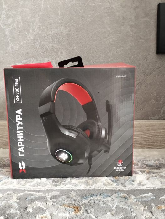 Продам наушники за 3500 если сами заберёте 3000