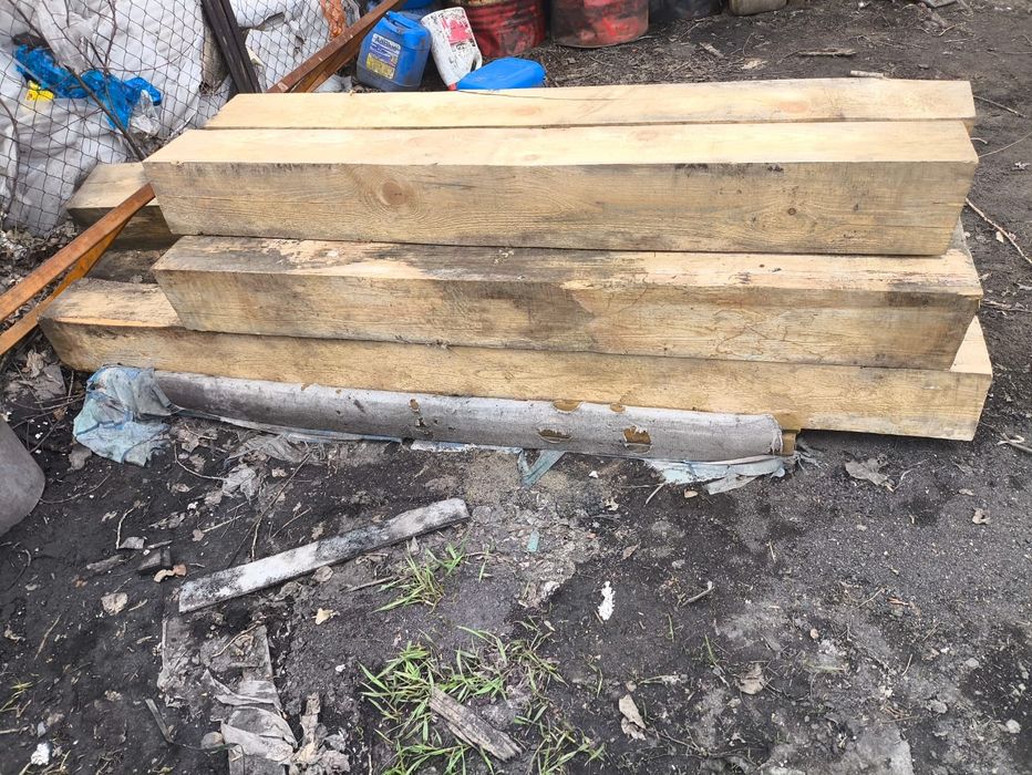 Брусья листвиницы