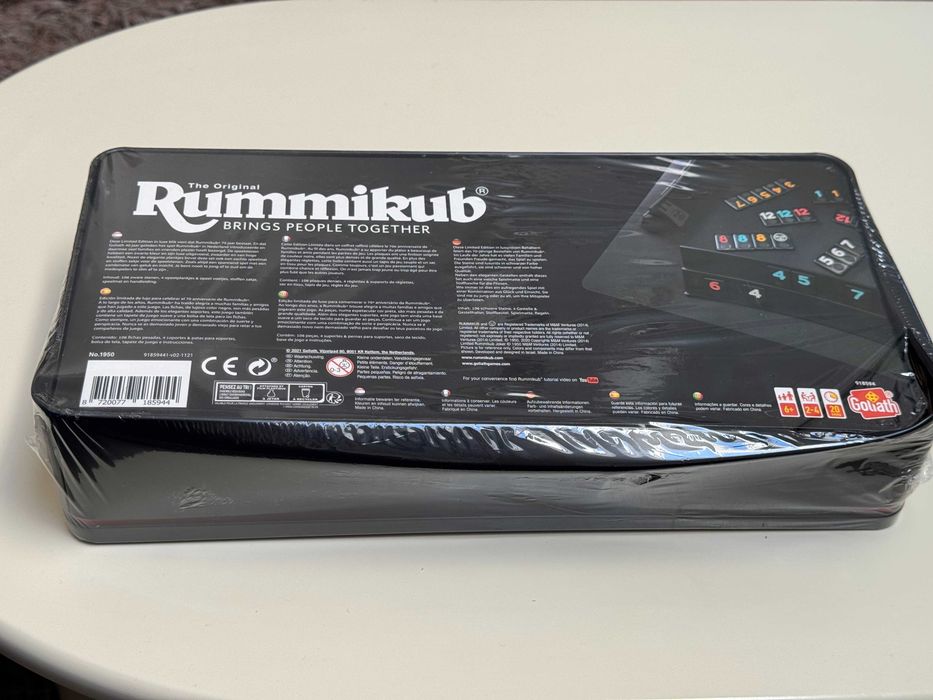 Rummikub Black Edition versiune premium