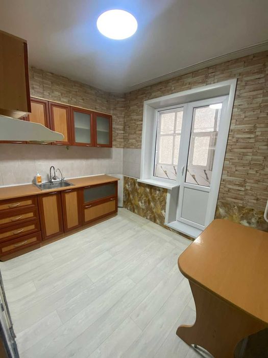 Срочно Продам квартиру Р-Н Вектора