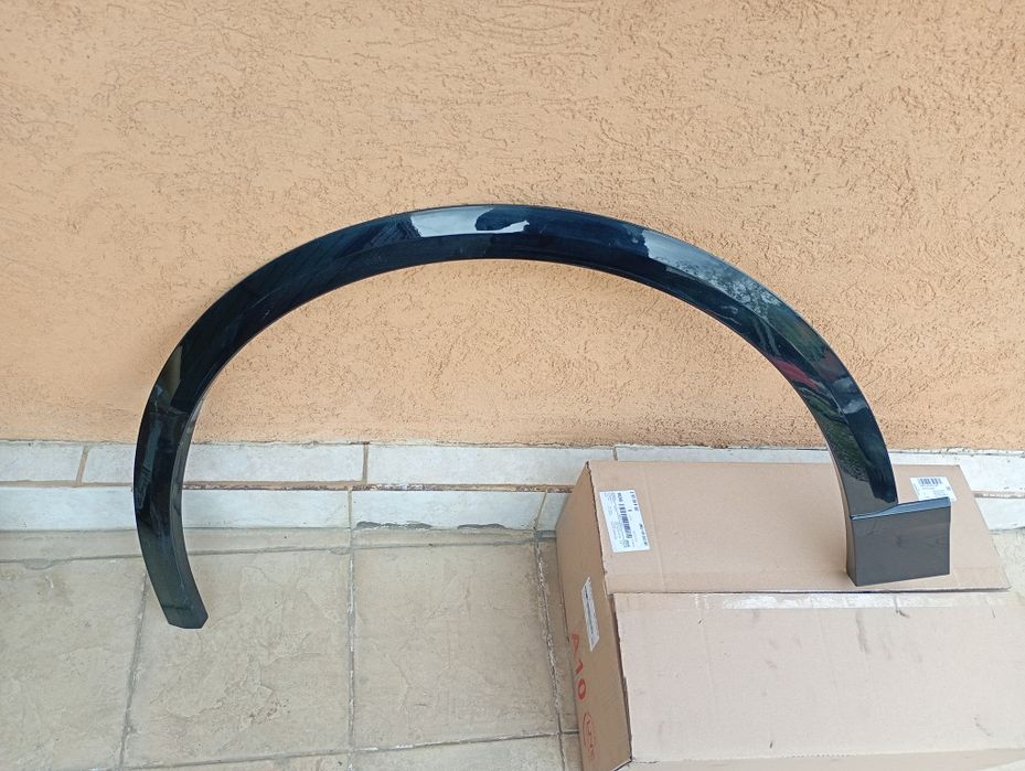 Ornament stânga audi Q8 cod 4M8853717A