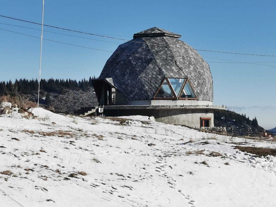 Dom ,Casa/Vila cu Panorama in Fundata cu Teren 2965 mp