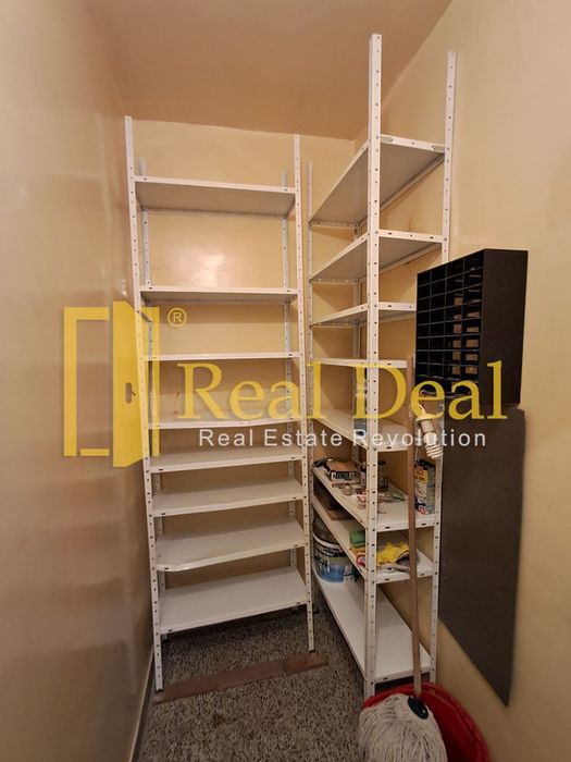 Продава се Тристаен апартамент в София, Толстой - 72 кв.м за 2250 €/кв.м - Снимка #12