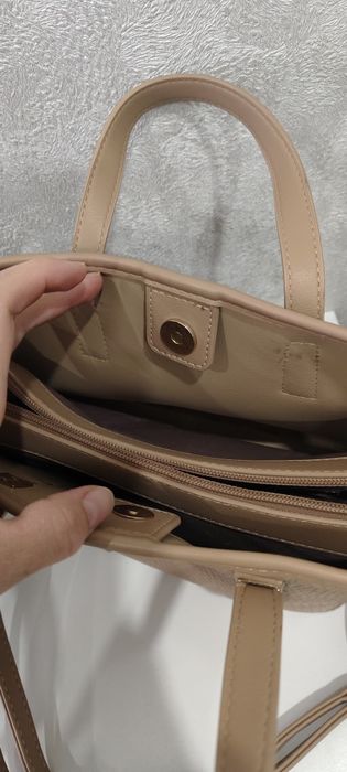 Продам сумки от Карри