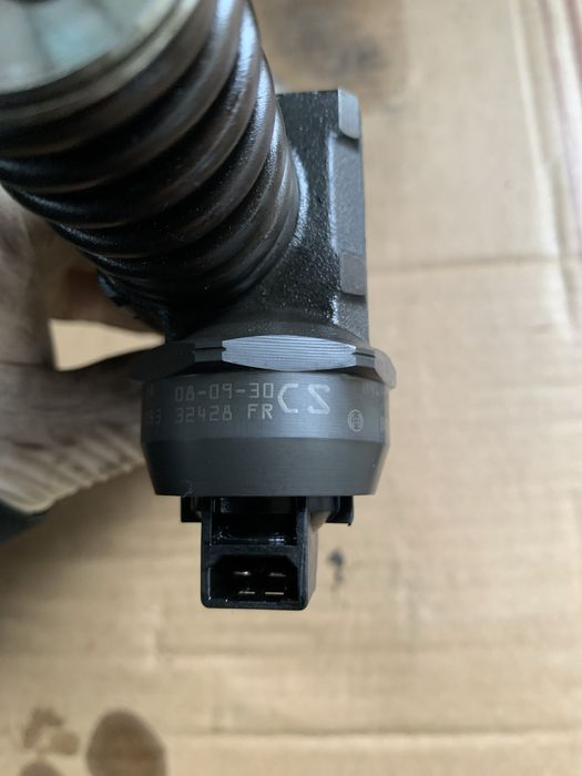Injectoare Vw Cod CS 038 130 073BN
