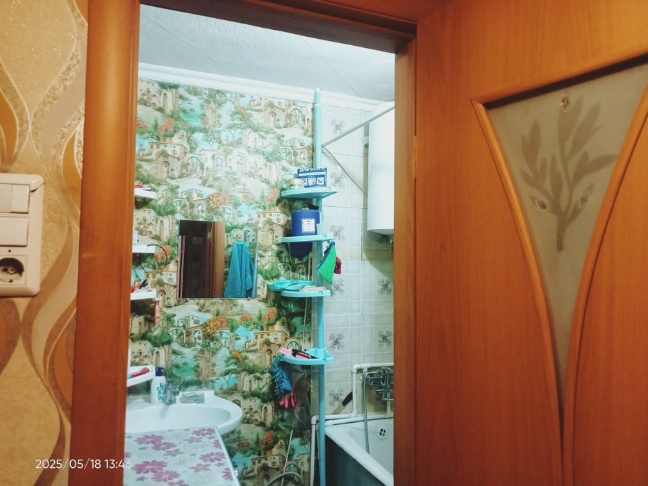 Продается 4 комнатная квартира