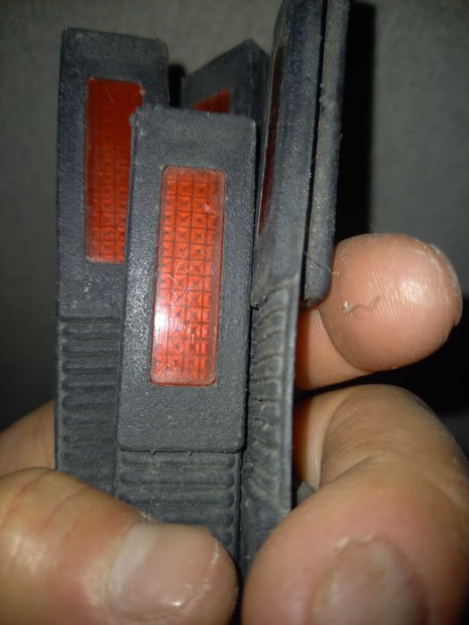 Светло отразители за автомобили