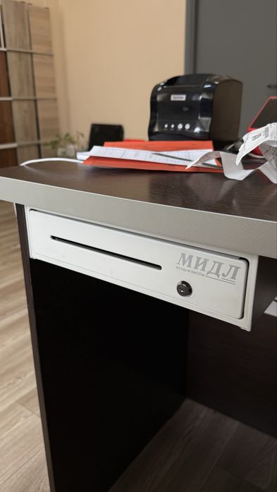 Продам офисную мебель