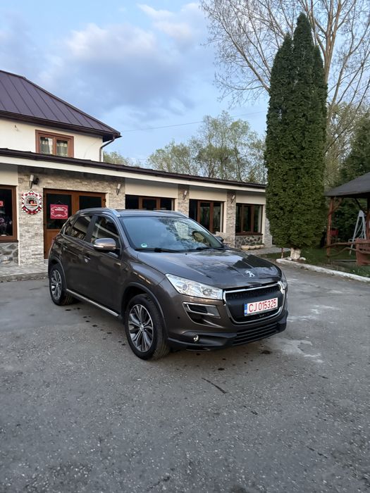 Peugeot 4008 numere rosii valabile full dotari Mitsubishi Asx 4x4 1.8 did 150cp panoramic