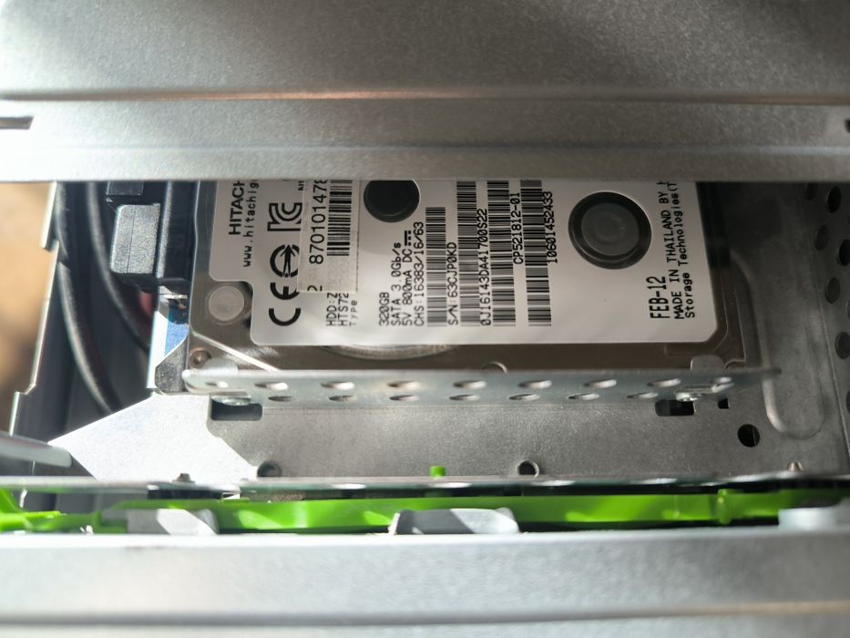 fujitsu esprimo e700 e90+