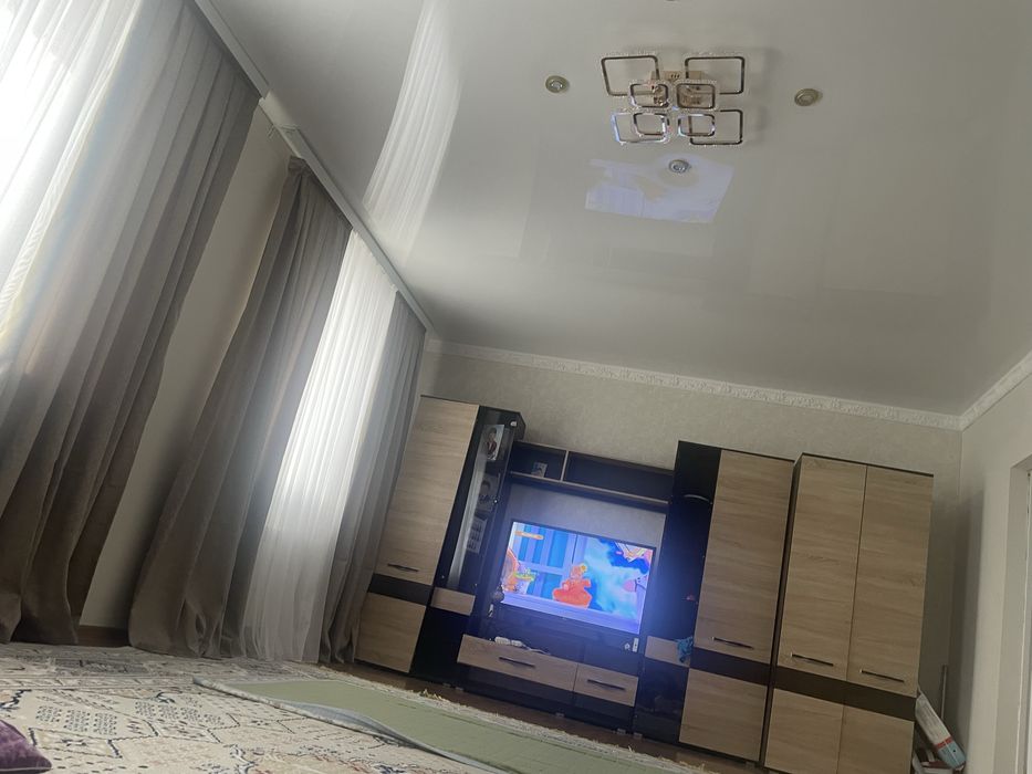 Продам Шкаф в гостиную