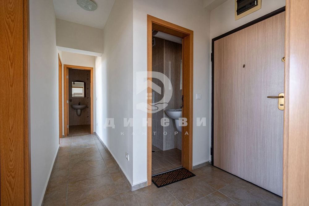 Тристаен апартамент в Кършияка