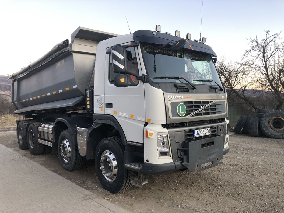 Volvo  FM  8 X 4