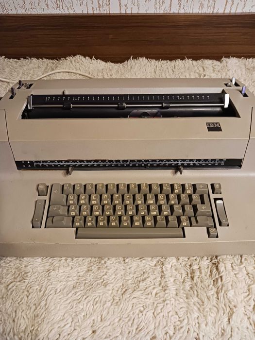 Пишеща машина IBM
