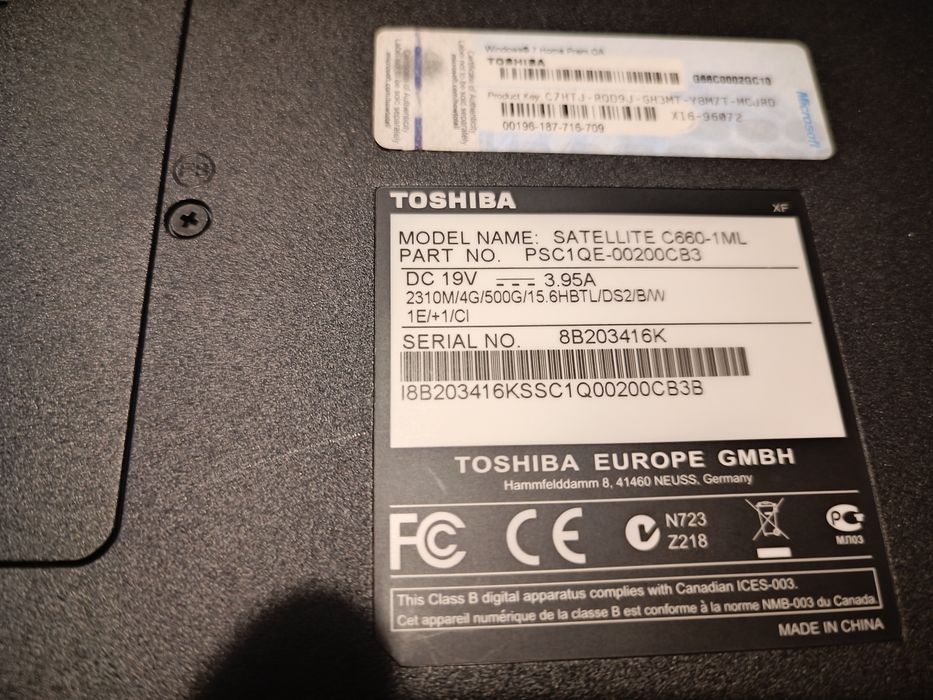 Продавам употребяван лаптоп  Toshiba