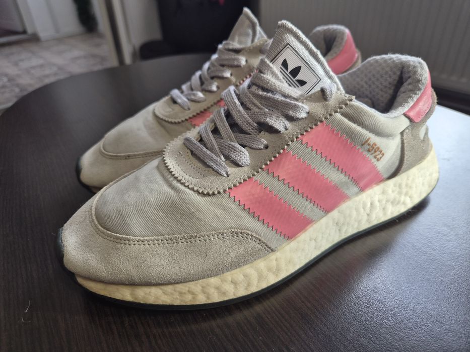 Adidași sport numărul 41.5