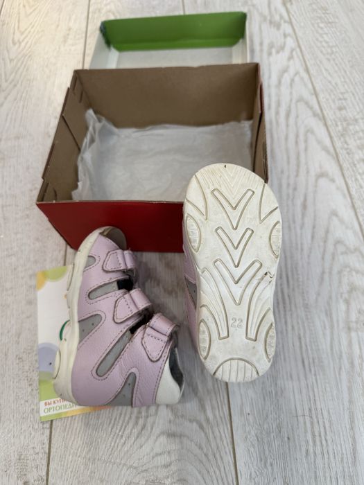 Продаётся ортопедическая обувь для девочки, размер 22