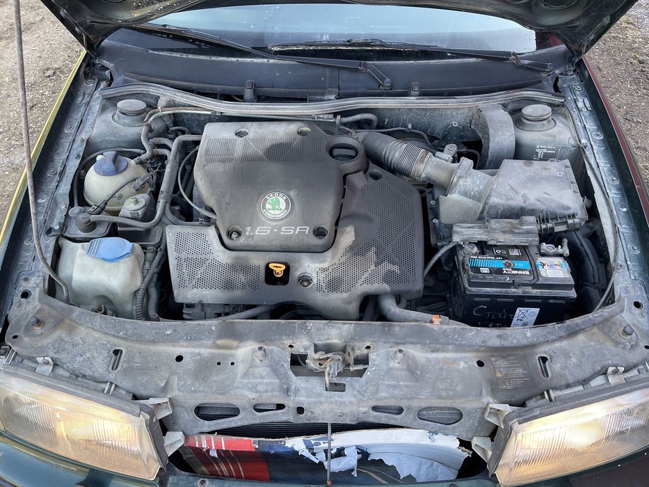 Skoda Octavia 1.6 SR на части
