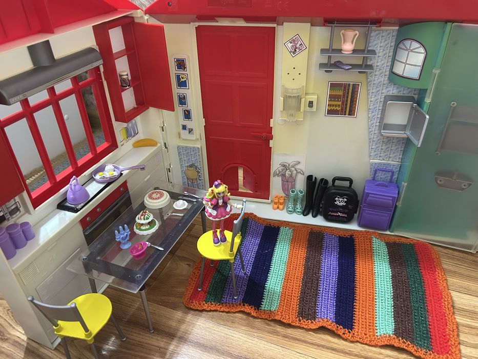 Кукольный домик складной