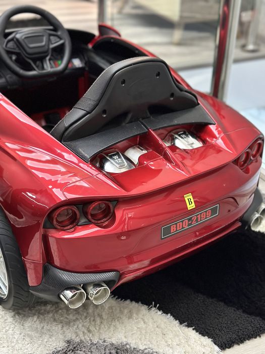 Электромобиль детский