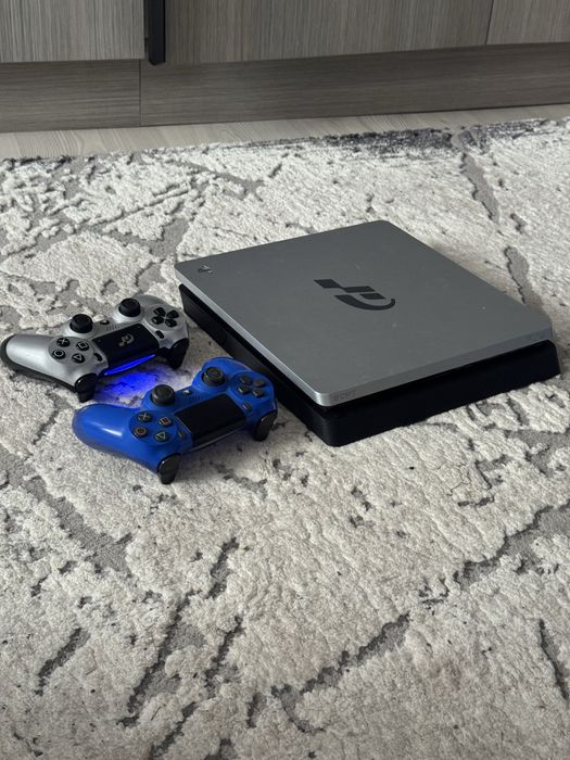 Ps4 slim 1 Tb-Gran Turismo edition