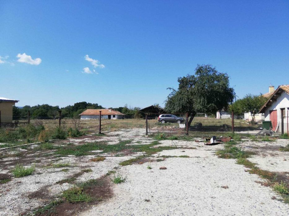 Продава се Парцел в Казанлък - 40000 кв.м за 26 €/кв.м - Снимка #17