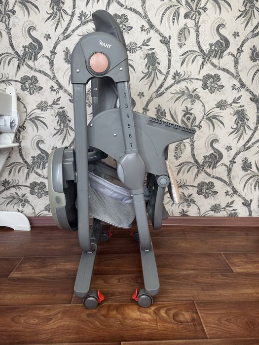 Продам стульчик для кормления