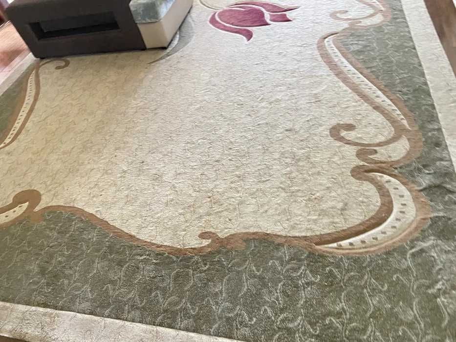 Ковер большой для дома