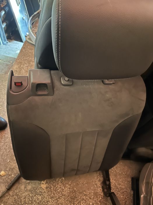 Кожени седалки - Мерцедес МЛ 2009г.
