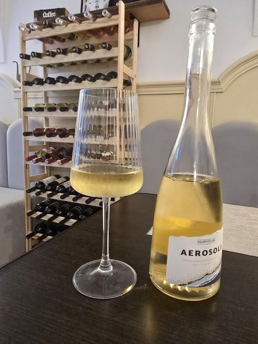 Raft  pentru vin
