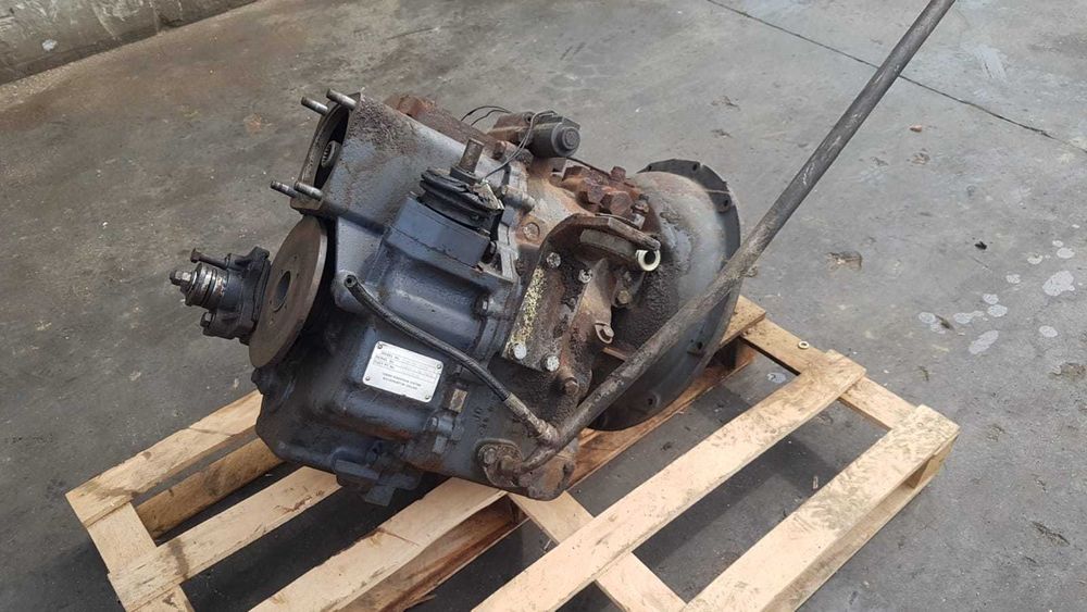 Cutie de viteze buldoexcavator Turne COM-T4-2025