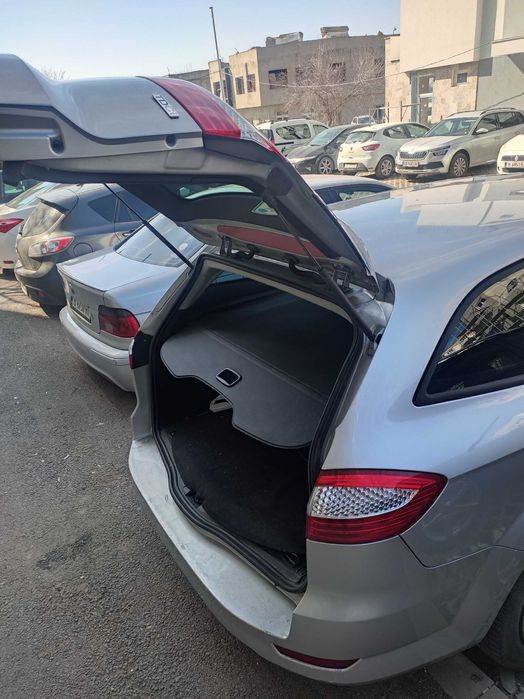 Ford Mondeo 1.8 , 125 кс