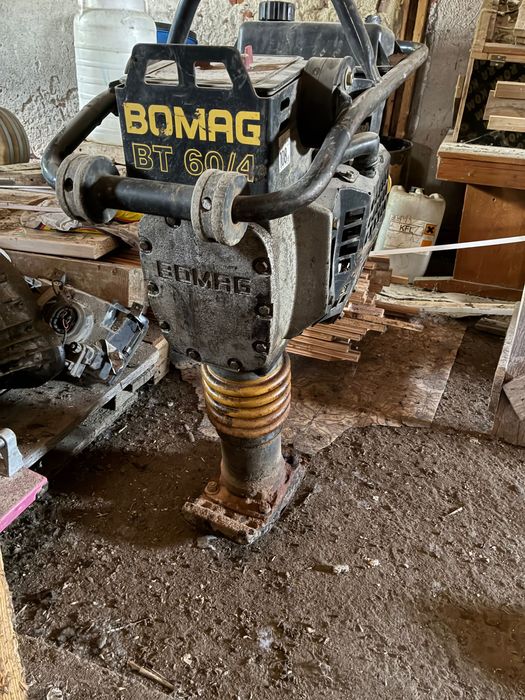 Трамбовка пачи крак BOMAG