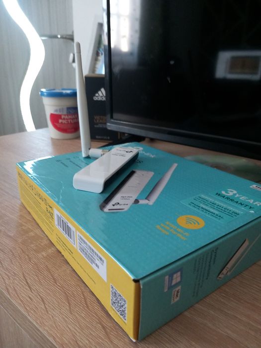 Vand adaptor wifi pentru calculator