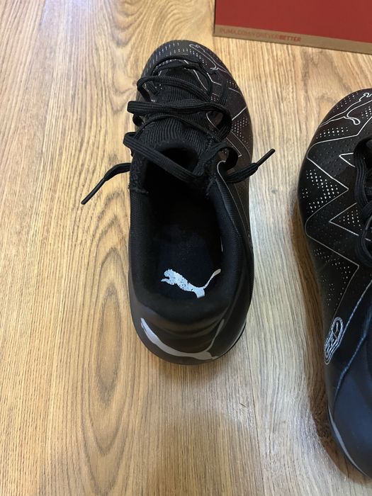 ghete de fotbal puma future negre